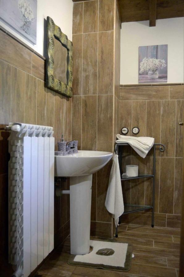 Rifugio Nel Bosco Bed & Breakfast Риети Екстериор снимка