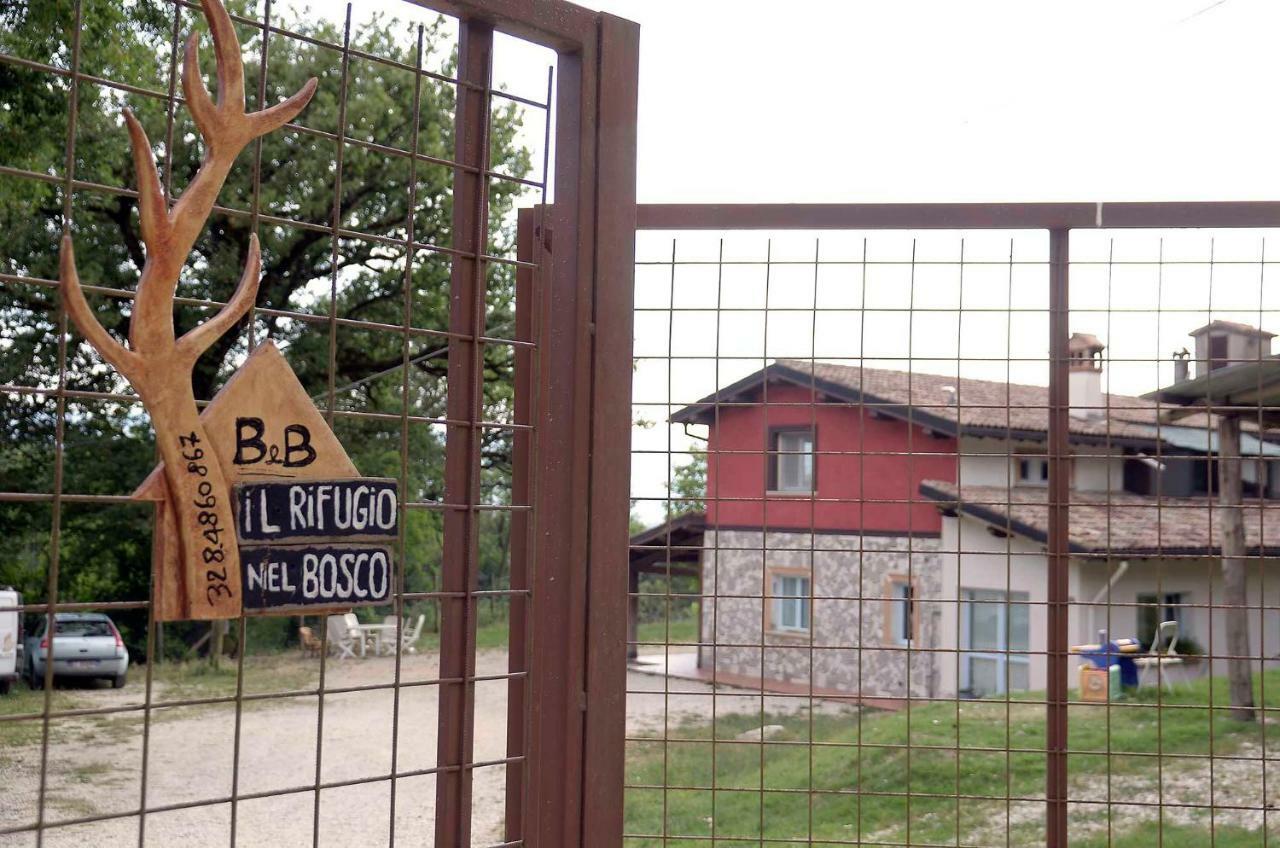 Rifugio Nel Bosco Bed & Breakfast Риети Екстериор снимка